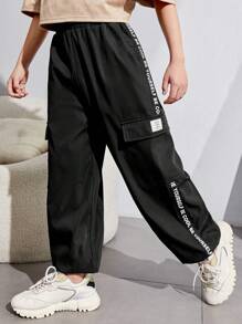 SHEIN Calças Folgadas De Tecido Casual Resort Para Meninos Adolescentes Com Patch De Letras E Bolsos De Patch Tridimensionais.