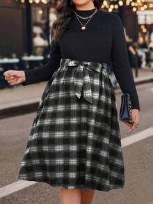 Calvaya 大尺寸格紋拼布立領連身裙 - 黑與白 - 查看 5