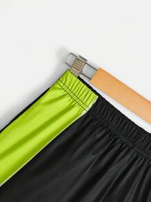 SHEIN Cậu bé Tween Lá thư In Phù hợp Thể thao Áo thun Quần short Quần áo thể thao Bộ - màu xanh lá - Xem 14