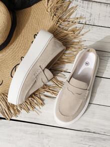 女鞋時尚大碼平底鞋,帶有楔跟和厚底,泵鞋款式