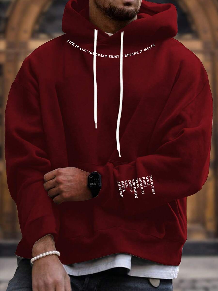 Manfinity Homme Loose Fit Men's Slogan Printed Drawstring Hooded Fleece Sweatshirt - Burgundy - View 1