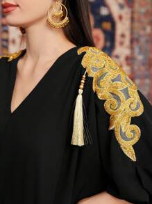 Al Najma Kaftán Con Apliques Bordados Y Decorado Con Borlas - Negro - Ver 7