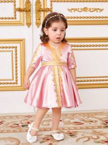 SHEIN Đứa bé gái Tuyệt đẹp Xa ten In Ngắn tay Đầm - Hồng - Xem 4