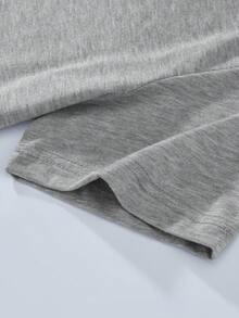 SHEIN EZwear Camiseta De Corte Estándar Con Estampado De Letras Y Corazones - Gris Claro - Ver 5