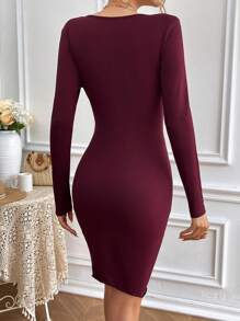 SHEIN Frenchy 情人節洋裝女式純色裹身百褶連身裙 - 鏽棕色 - 查看 2