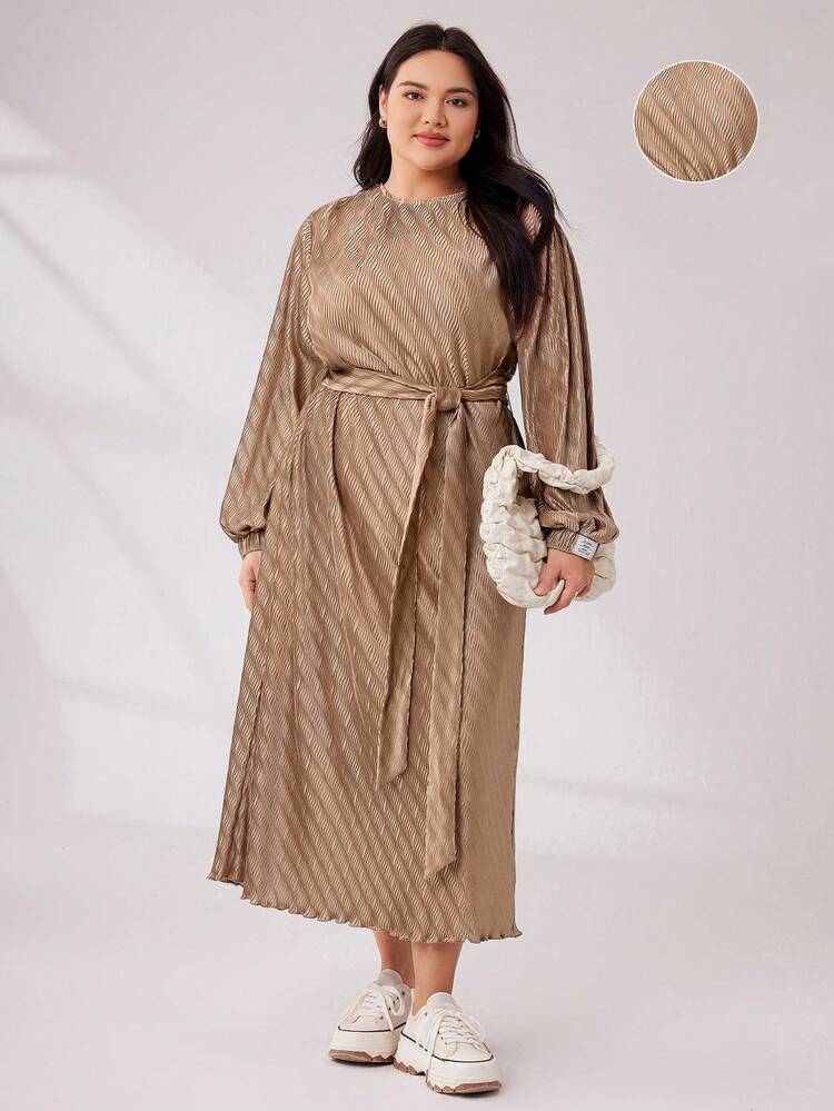 Plus Size Solid Color Textured Dress