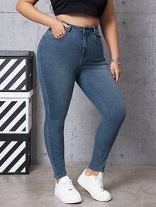 CovetEZ 大尺碼水洗修身牛仔褲 - 中等水洗藍 - 查看 7