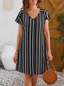 EMERY ROSE Vestido De Cuello En V Con Estampado Floral Para Mujeres