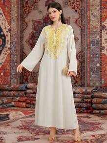 Al Najma 女用刺繡鑲邊領子和缺角領阿拉伯連身裙 - 杏色 - 查看 7