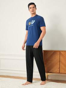 Conjunto De Ropa Cómoda Para Estar En Casa Para Hombre Con Estampado De Dibujos Animados Y Lema Impreso - Multicolor - Ver 4