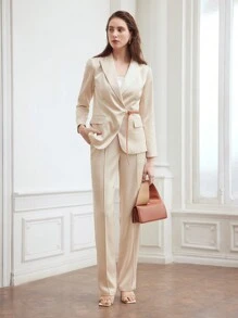 MOTF PREMIUM 編織女款尖領翻蓋細節束腰西裝外套