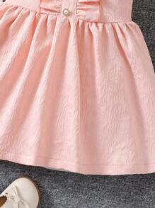 SHEIN Young Girls' Short Sleeve Embossed Dress With Ruffle Trim