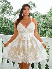 SHEIN Belle Plus Size Women's Embroidered Mesh Spaghetti Strap Dress Embroidery Women Outfit
