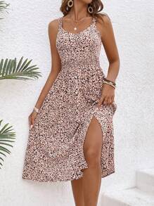 SHEIN Frenchy 全印花高衩設計細肩帶連身裙 - 粉色 - 查看 3