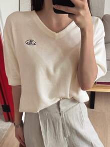 DAZY 女款純色v領針織衫,帶字母刺繡 - 杏色 - 查看 5