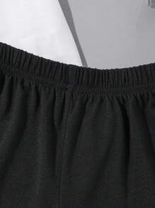 SHEIN 小男孩休閒簡約圖案短袖上衣短褲 2 件套夏季套裝 - 彩色 - 查看 6