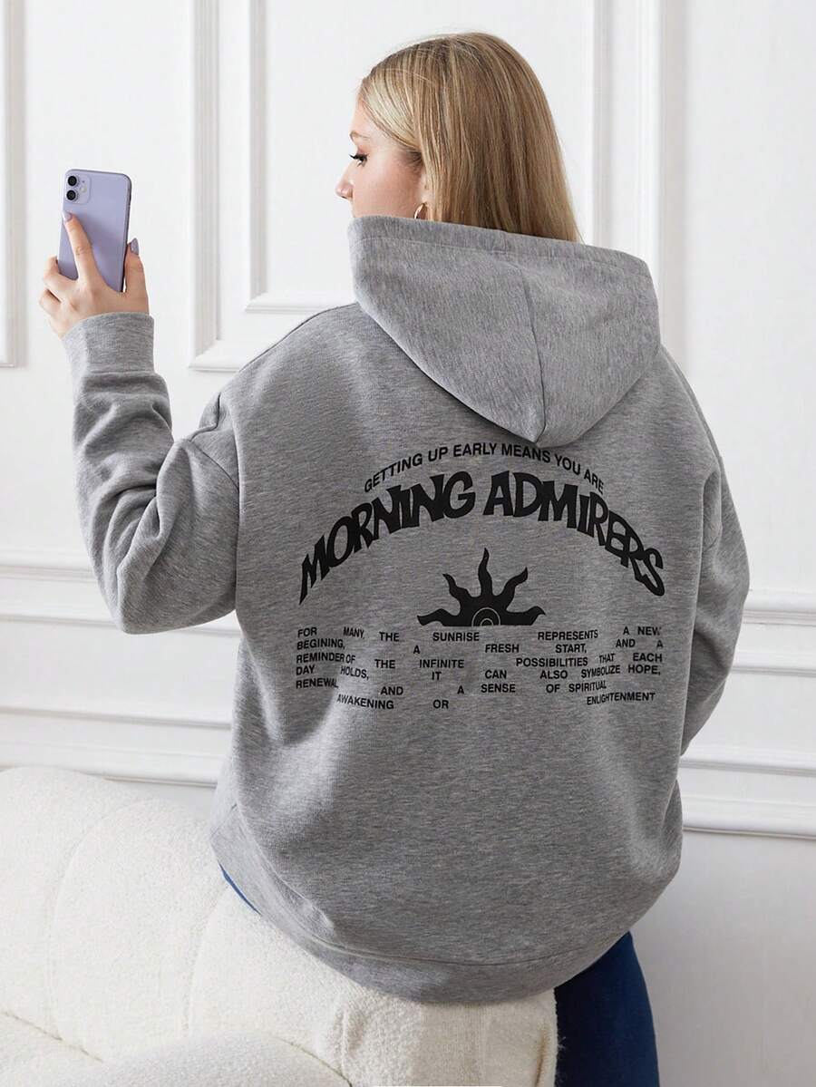 RueChic 女式加大尺碼帶有太陽和標語印花的連帽衫 - 灰色 - 查看 1