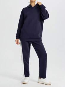RueChic Letter Print Hooded Sweatshirt And Sweatpants Set - Navy Blue - View 2