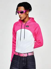 ROMWE MEN Street Life 男式字母拼接连帽羊毛衫，高低抽绳设计 - 玫紅色 - 查看 5