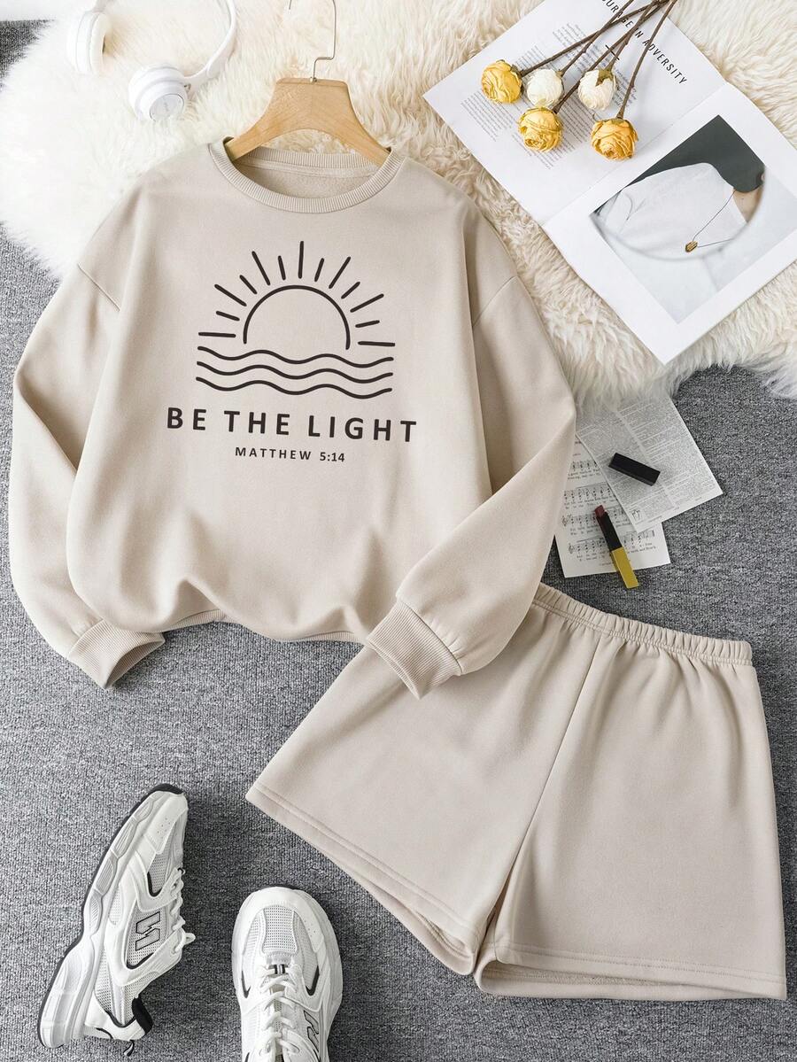 SHEIN EZwear Của phụ nữ In Khẩu hiệu Áo thể thao và quần đùi 2 mảnh Bộ - Màu Khaki - Xem 1