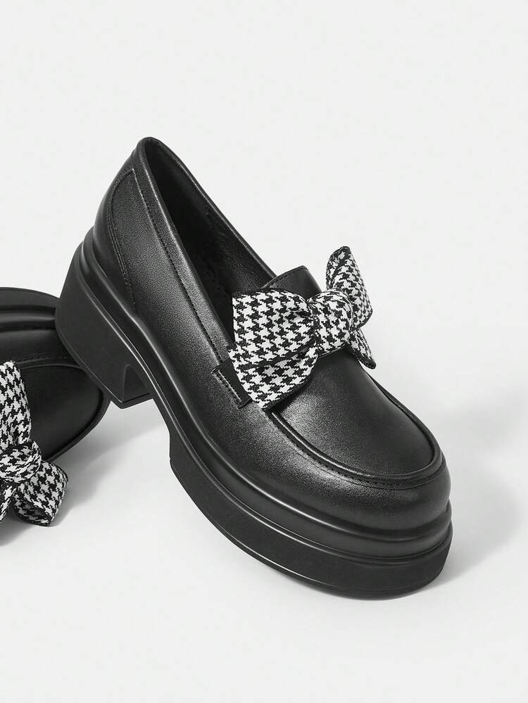 Women'S Outdoor Round Toe Chunky Heel Platform Slip-On Shoe, Fashionable & Minimalistic, Black