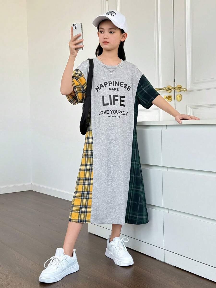 SHEIN Tween Girls' Knitted Color Block Plaid Patchwork Letter Print Loose Fit Casual Dress With Round Neckline