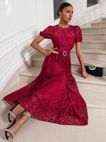 SHEIN Belle 勃艮第红色圆领泡泡袖短袖系带蕾丝花朵连衣裙