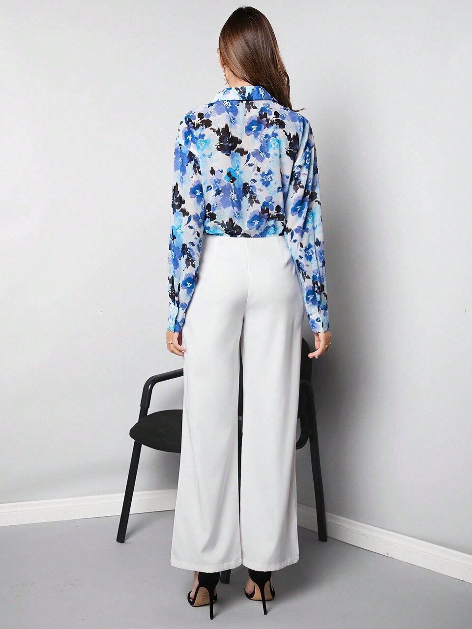 Women'S Floral Print Twist Knot Hem Long Sleeve Shirt