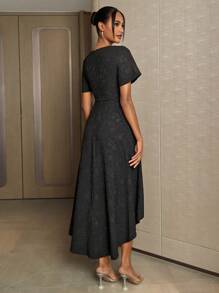 SHEIN Belle V領短袖提花高低伴娘禮服 - 黑色 - 查看 2