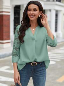 SHEIN Clasi Blusa Con Cuello En V Sólido Con Inserciones De Encaje Para Mujeres - verde menta - Ver 4
