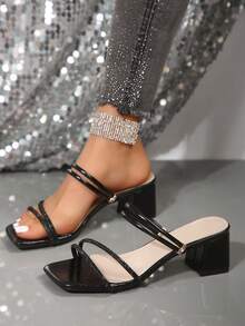 New Square Toe Thick Heel Sandals, Versatile High-End French Style Crystal Embellished High Heels For Commuting, Business And Daily Wear - Black - View 2