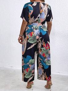 SHEIN Clasi Women's Plus Size Tropical Print V-Neck Jumpsuit