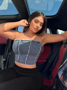 SHEIN SXY 毛邊緣短款抹胸牛仔上衣 - 淺色水洗藍 - 查看 3