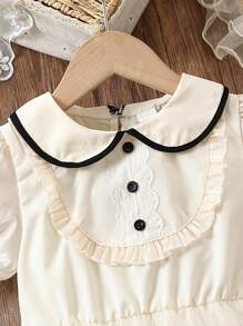 SHEIN Vestido De Cintura Imperio Para Niña Joven Con Malla Cosida Y Detalles De Botones
