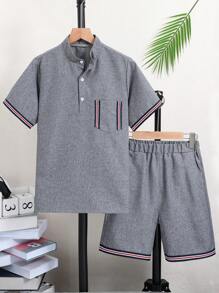 SHEIN Tween Boys' Casual Stand Collar Polo Shirt And Shorts Set