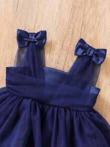 SHEIN Vestido de malla sin mangas decorado con mariposas para bebé niña