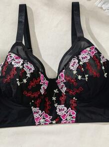 SHEIN Plus Size Embroidered Mesh Bra And Lingerie Lace Thong Set