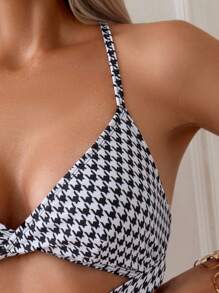 SHEIN Swim 夏季女士千鸟格交叉系带吊带比基尼上衣和纯色下装泳装套装 - 黑與白 - 查看 3