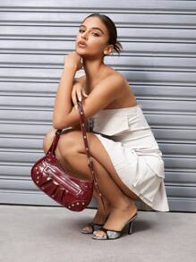 SHEIN X Lucía Bellido SHEIN ICON 女士纯色拉链开合简约时尚休闲日常单肩包 - 酒紅色 - 查看 7