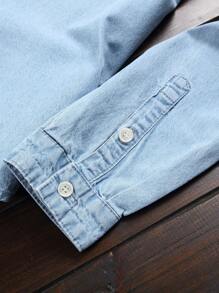 Manfinity Hypemode Men's Long Sleeve Casual Denim Shirt - Light Wash - View 5