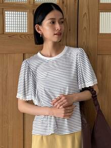 FRIFUL 女款短袖條紋 T 卹,袖口蕾絲邊 - 藍色 - 查看 5