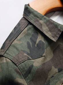 Manfinity Homme 男士迷彩印花纽扣前襟饶舌歌手彩色街头服饰长袖牛仔衬衫，带贴袋，适合派对、外出、徒步、街头狩猎、徒步旅行，适合秋季