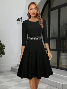 HOMEYEE 女性圓領蕾絲邊復古休閒度假簡約職業連衣裙 - 黑色 - 查看 1