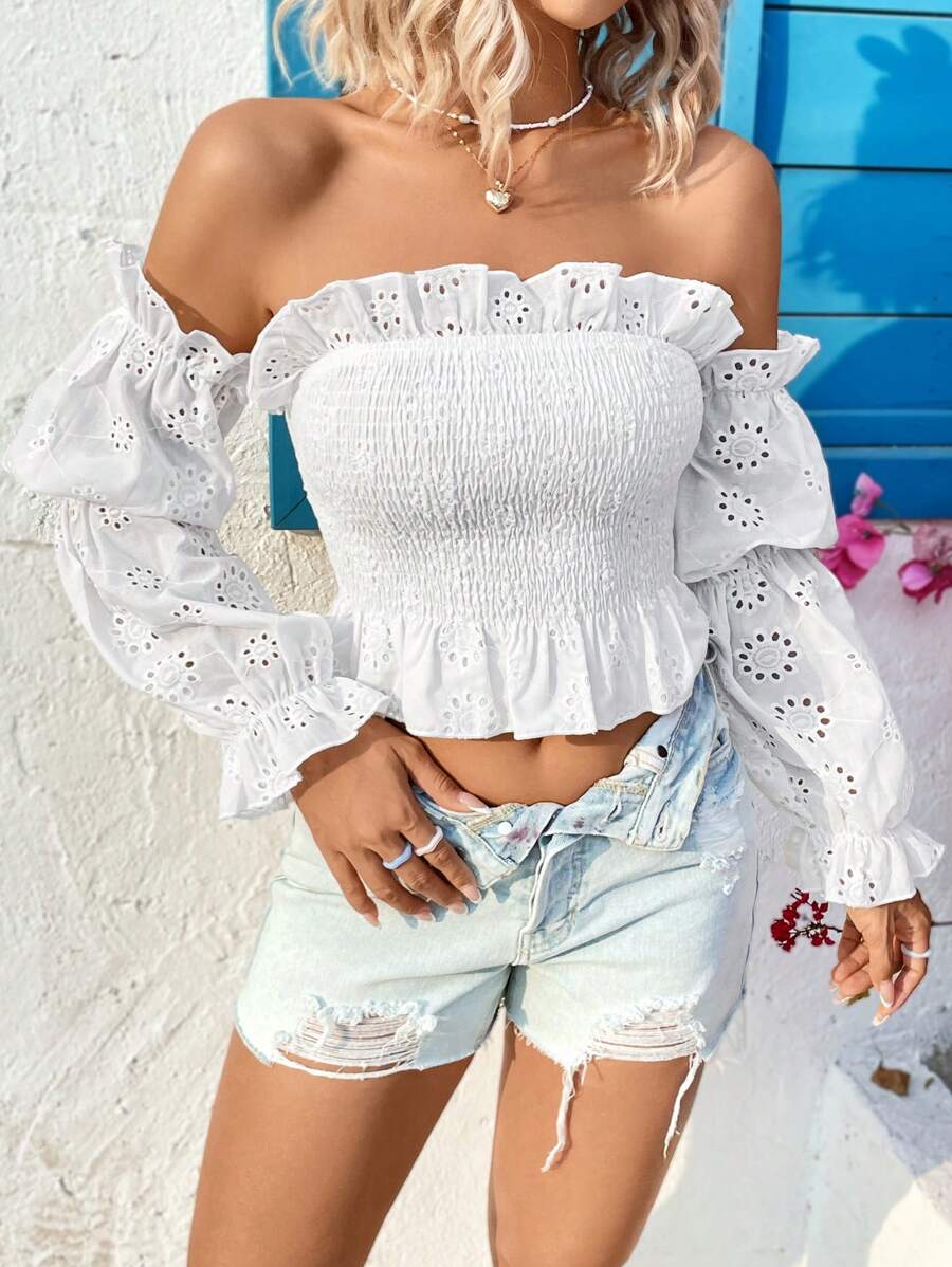 Soleia Của phụ nữ Nếp uốn Off-shoulder Tay áo dài Áo sơ mi Với Lá sen tỉa Chi tiết - trắng - Xem 1