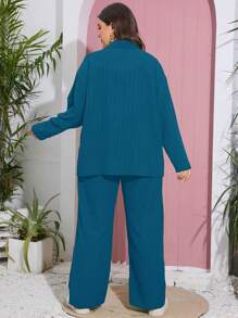 SHEIN Essnce Bộ đồ hai mảnh họa tiết sọc sóng thoải mái cỡ lớn - Màu xanh ngọc - Xem 2