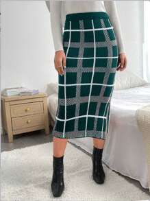 Chiquease Women's Jacquard Plaid & Stripe Knit Skirt - Dark Green - View 5