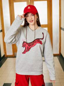 Streetz SHEIN Sport Tiger Printed Sports Sweatshirt With Round Neck