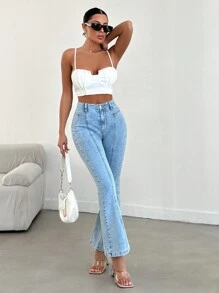 RueChic Vaqueros casuales de pierna acampanada y ajuste slim