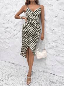 Chiquease 女款印花細肩帶縮腰洋裝 - 黑與白 - 查看 6