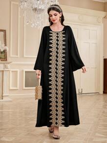 Al Najma Floral Applique Decoration Long Dress - Black - View 4